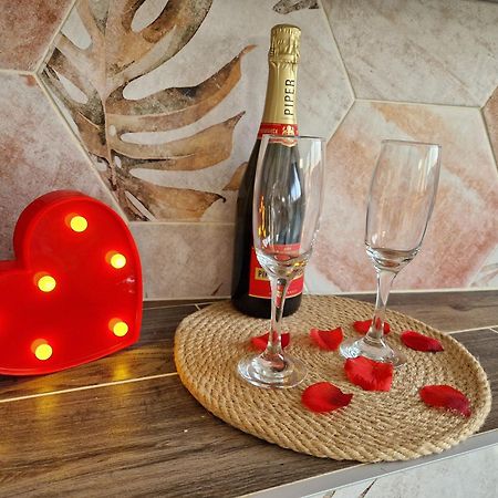 Atoumo Appartement Love Jacuzzi & Jardin Disneyland Paris Quincy-Voisins Εξωτερικό φωτογραφία