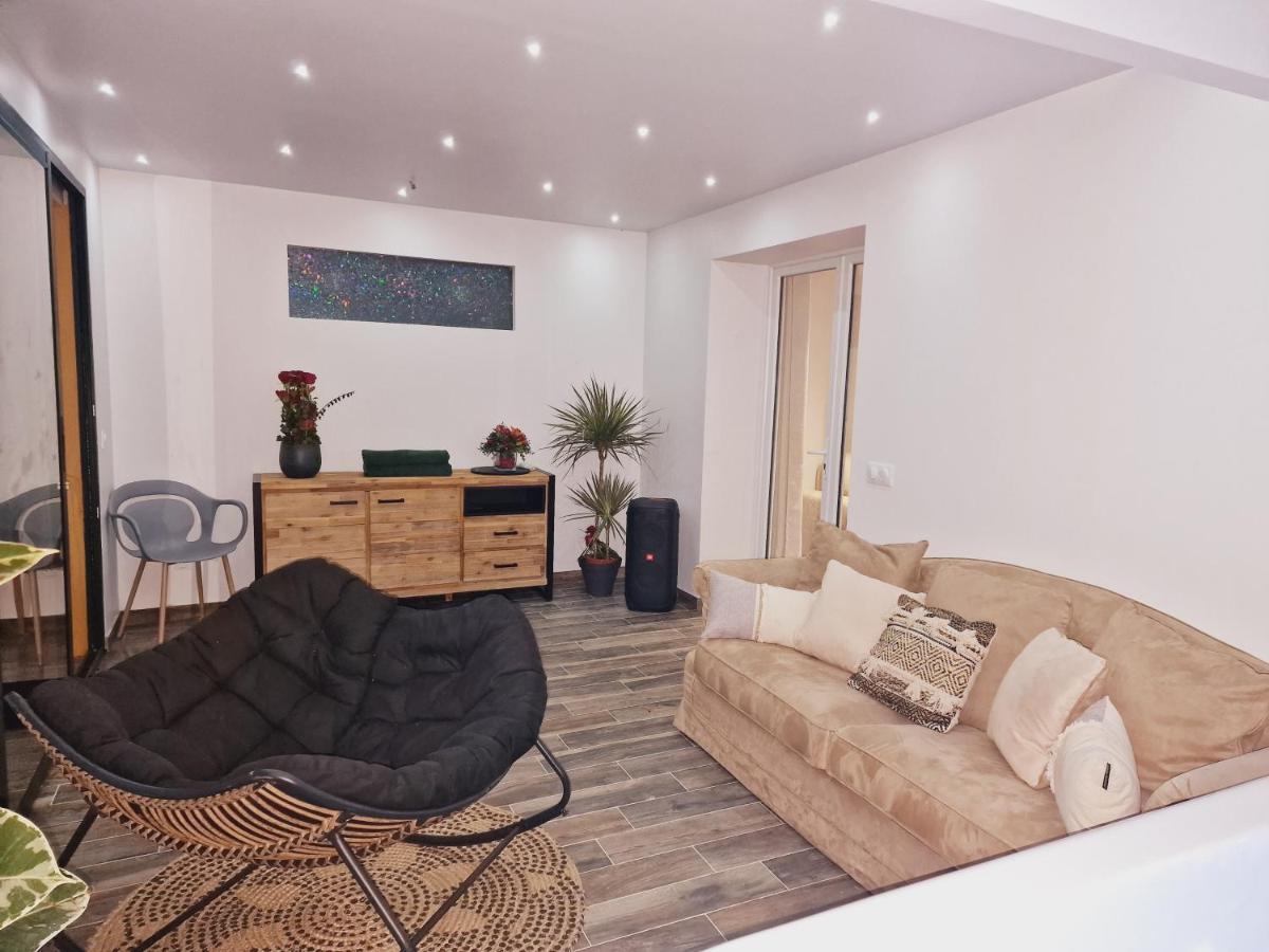 Atoumo Appartement Love Jacuzzi & Jardin Disneyland Paris Quincy-Voisins Εξωτερικό φωτογραφία